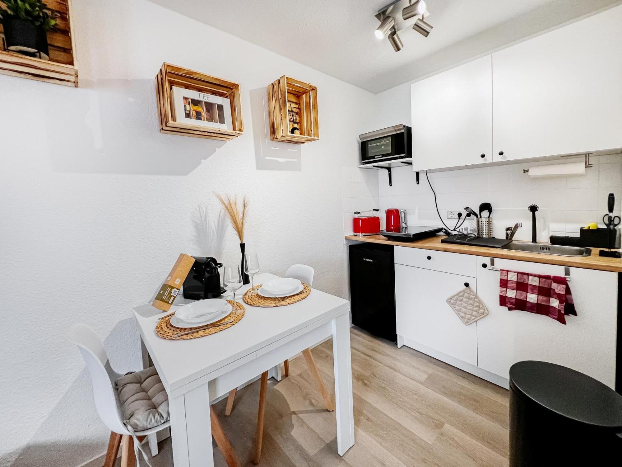 Cozy Studi - *